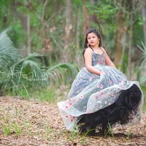 Meet your Posher, Emma